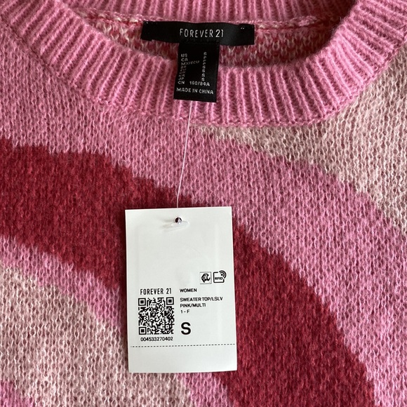 Abstract Print Drop- Sleeve Sweater. NWT. Size S. - Picture 4 of 7